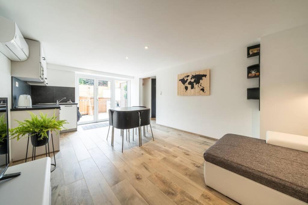 O17 Apartment นามูร์ ภายนอก รูปภาพ
